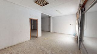 Local comercial en alquiler en Carrús Oest - El Toscar en Elche
