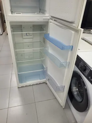 Nevera Marca balay 170,m Nofrost