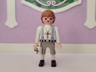Playmobil niño comunión con misal y cruz