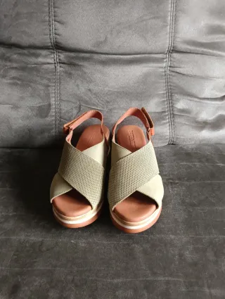 NUEVAS Sandalias Paula Urban n39