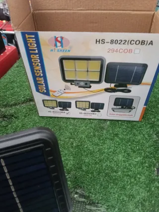 4 Lampioni Solari HS-8022