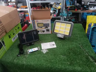 4 Lampioni Solari HS-8022