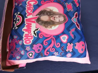 Chica Vampiro Cojín Musical y Diario Electrónico