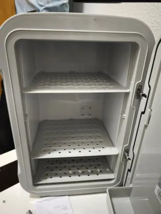 Cecotec Mini Nevera 25L