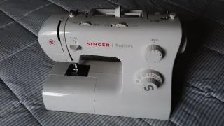 Máquina de coser Singer eléctrica