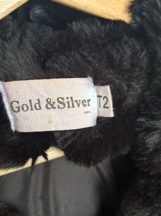 Chaquetón negro pelo sintético