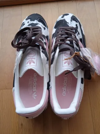 Deportivas Estampado Vaca Nuevas talla 41