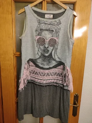 Vestido estampado con flecos Talla M