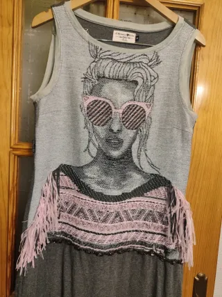 Vestido estampado con flecos Talla M