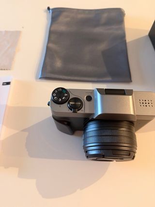 Cámara Digital 4K 64MP + WiFi Negra/Plateada