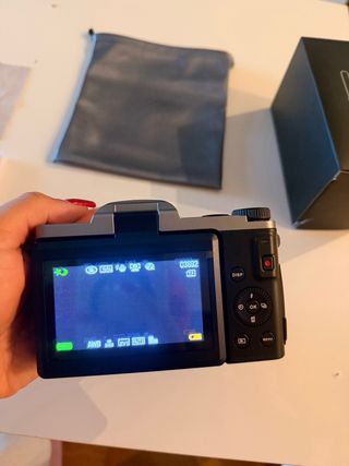 Cámara Digital 4K 64MP + WiFi Negra/Plateada