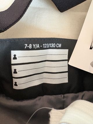 Pantalón de nieve 7-8 años NUEVO marca Decathlon