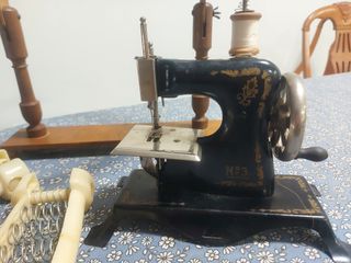 Máquina de Coser Vintage SAMA Año 1930,hecha Españ