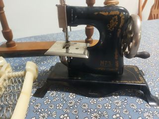 Máquina de Coser Vintage SAMA Año 1930,hecha Españ