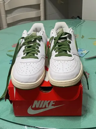Zapatillas Nike Blancas y Verdes
