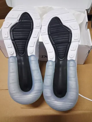 Nike Air Max 270 Talla 40.5 Nuevas