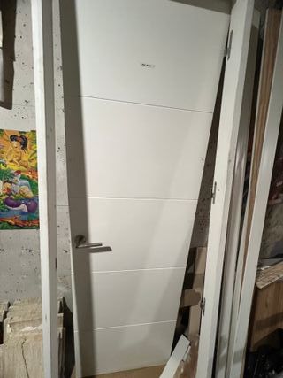 Puerta de interior blanca moderna