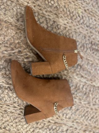 Botines tacón negros y marrones