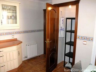 Piso en alquiler en Linares