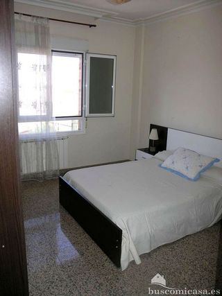 Piso en alquiler en Linares