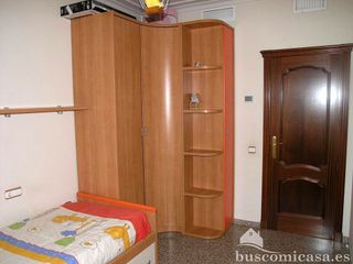 Piso en alquiler en Linares