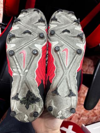 Botas de Fútbol Nike y Adidas