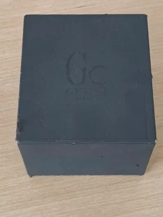 Reloj Guess Collection Carbon