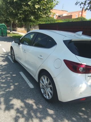 Mazda 3 2016