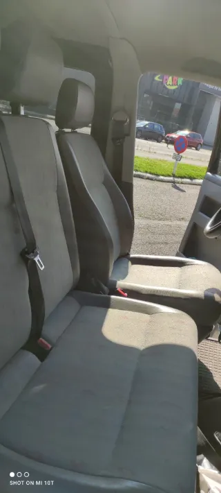 Volkswagen Caravelle 2009