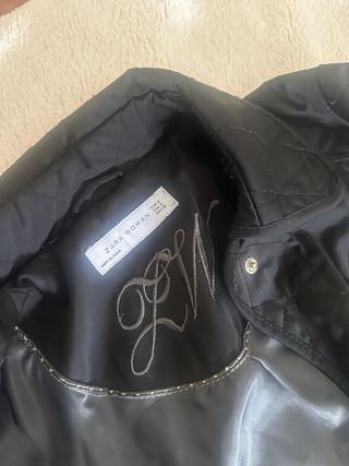 Cazadora acolchada Zara T. S y botas de agua T. 37