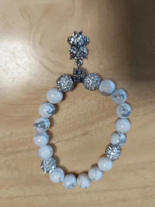 Lote 4 pulseras y 1 anillo