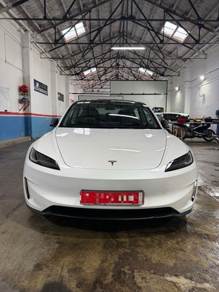 Tesla Model 3 Performance