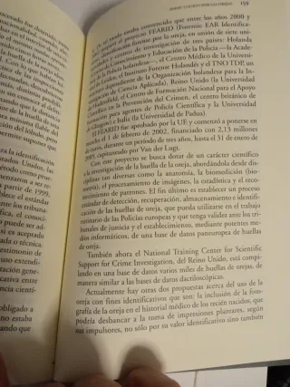 Caso Resuelto (Spanish Edition)