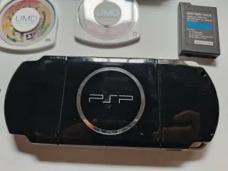 Consola Sony PSP Negra + Accesorios