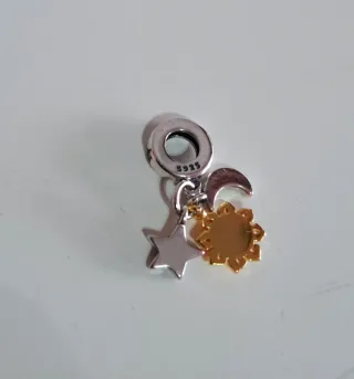 Charm Sol, Luna y Estrella