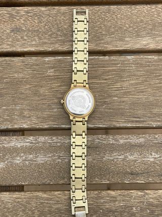 Reloj Dogma movimiento de cuarzo