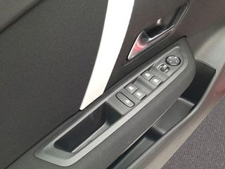 Citroën C4 Hybrid 145 ë-DCS6 Business Edition