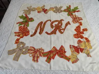 Pañuelo seda L'ORANGERIE vintage lazos