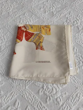 Pañuelo seda L'ORANGERIE vintage lazos