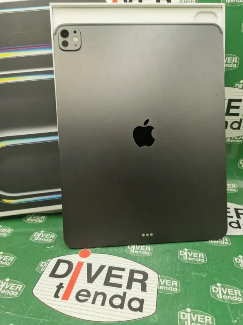 iPad Pro 13" M4 256GB + Magic Keyboard+Funda buena afbeelding 4