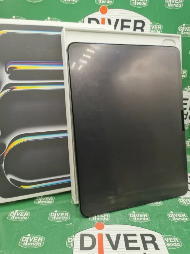 iPad Pro 13" M4 256GB + Magic Keyboard+Funda buena afbeelding 6