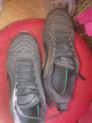 Nike Air Max 720 Negras