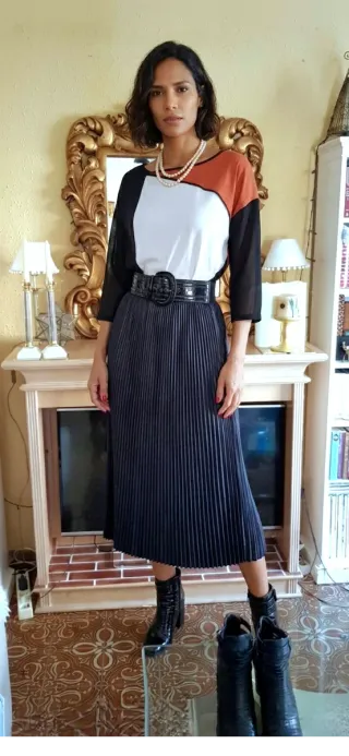 Falda midi Amisu plisado pequeño