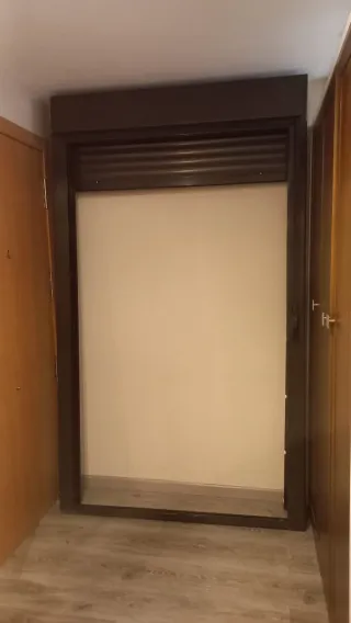 Balconeras aluminio con persianas