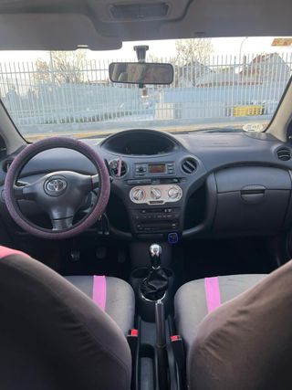 Toyota Yaris 2003