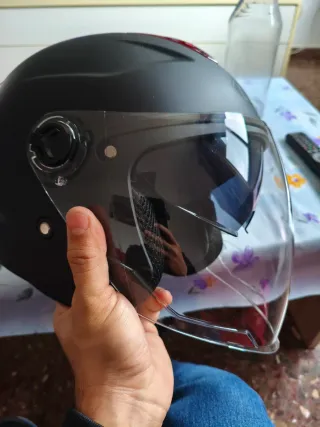 Casco de moto nuevo