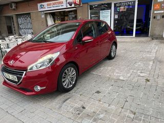 Peugeot 208 pegatina C de la DGT