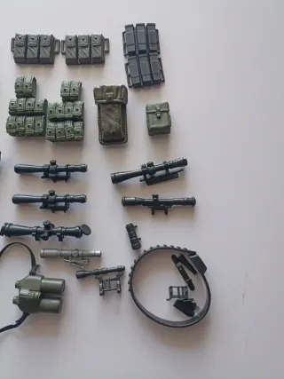 Lote Accesorios 1/6 Visores y Fundas