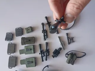 Lote Accesorios 1/6 Visores y Fundas