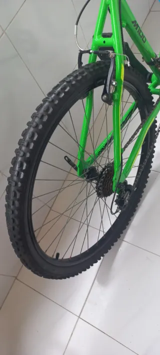 Bicicleta B-PRO ( M-26 )